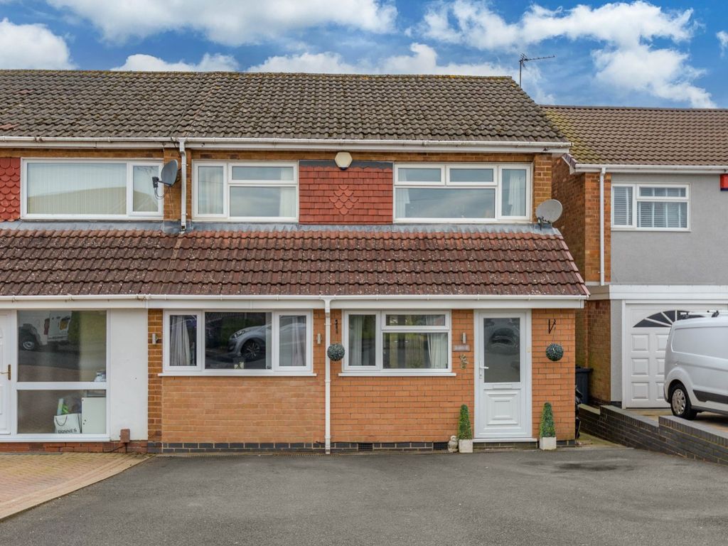 3 bed end terrace house for sale in Chesterfield Close, Birmingham