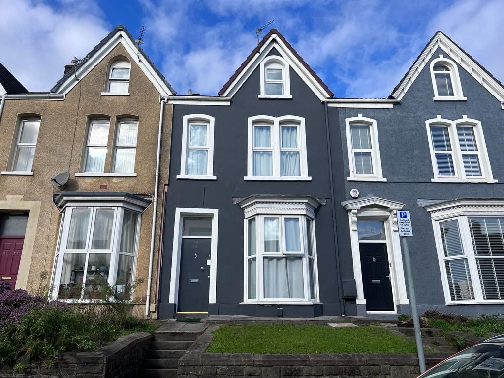 6 bed shared to rent in King Edwards Road, Swansea SA1, £