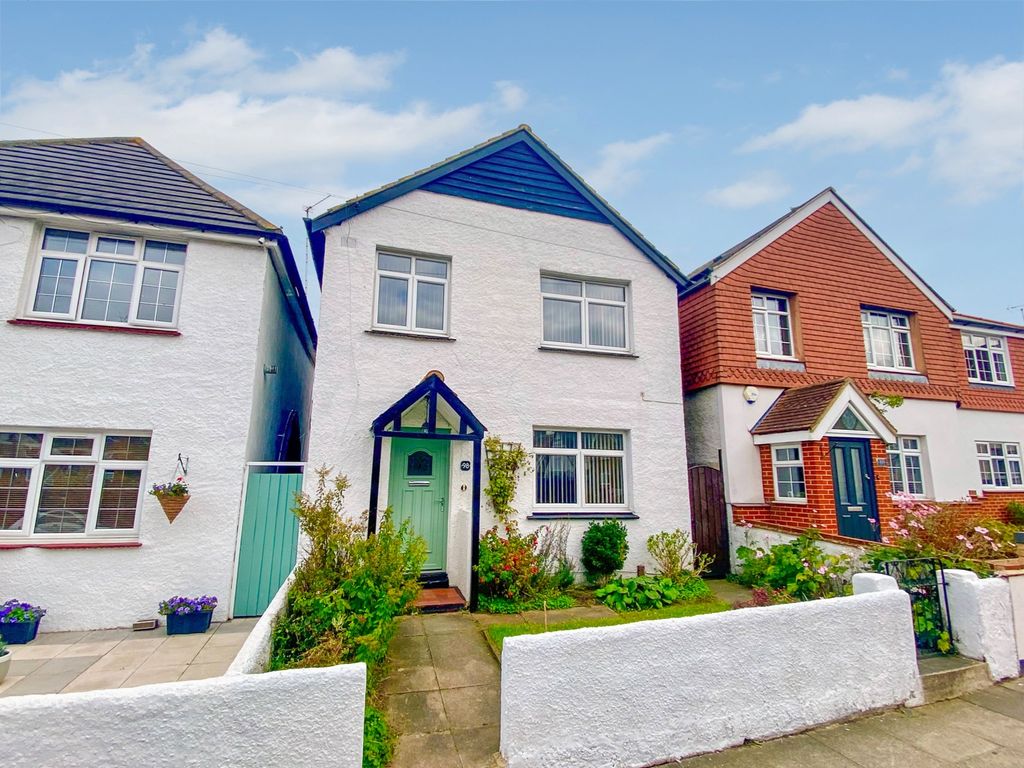 3 bed detached house for sale in Cecil Road, Gravesend DA11 Zoopla