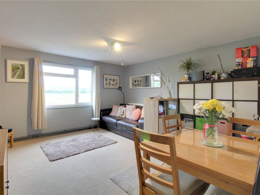 2 bed flat for sale in Sherborne St. John, Basingstoke, Hampshire RG24
