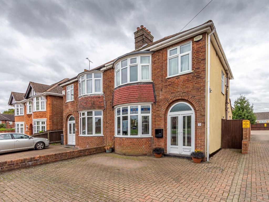 3 bed semidetached house for sale in Newark Avenue, Dogsthorpe