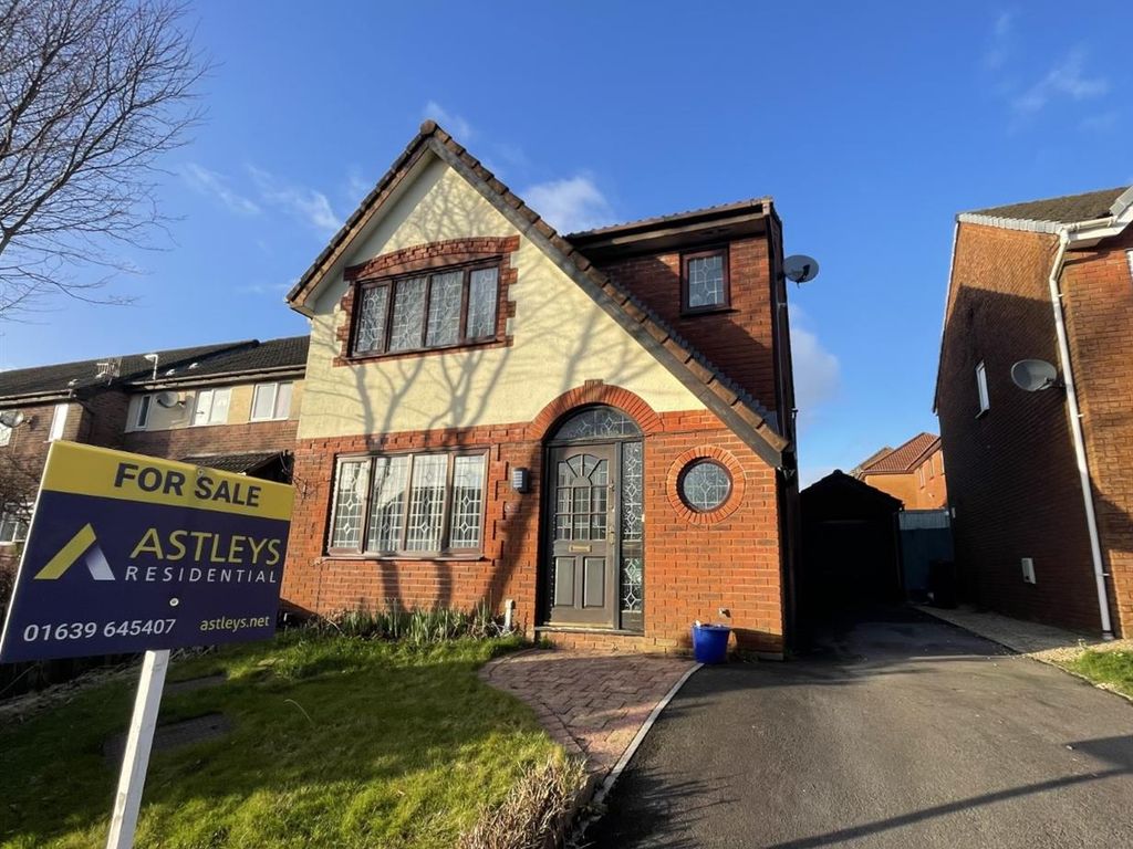 3 bed detached house for sale in Rowan Tree Close, Bryncoch, Neath SA10 Zoopla