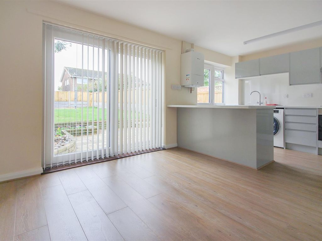 3 bed terraced house to rent in Verwood Close, Canterbury CT2, £1,300