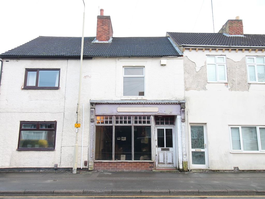 3 bed property for sale in Belvoir Road, Coalville, Leicestershire LE67