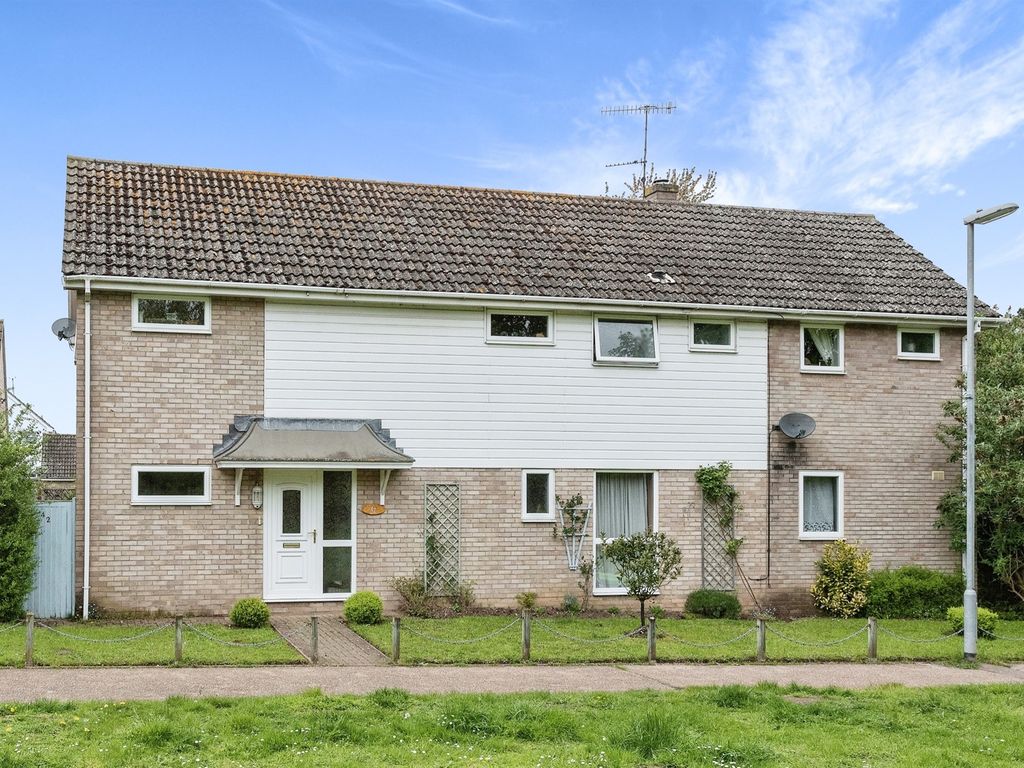 5 bed detached house for sale in Benbow Road, Thetford IP24 Zoopla