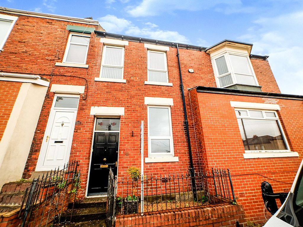 4 bed end terrace house for sale in High Street, South Hylton, Sunderland, Tyne And Wear SR4