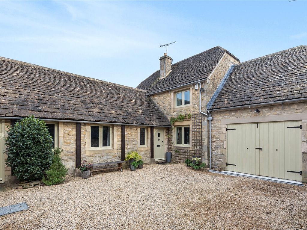 3 bed linkdetached house for sale in Sutton Benger, Chippenham SN15