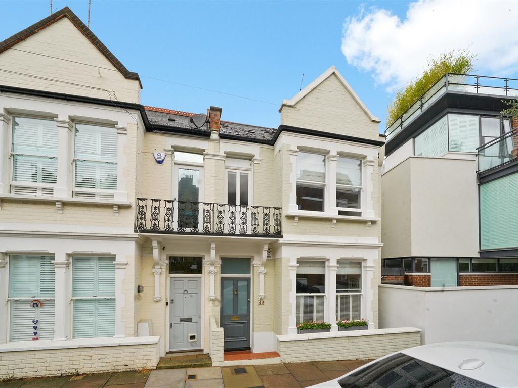 Glendarvon Street London SW15  