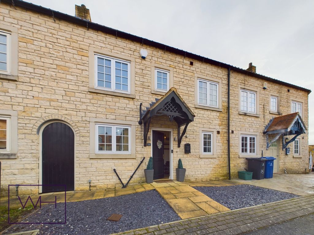 3 bed terraced house for sale in Carisbrook Court, Arksey, Doncaster