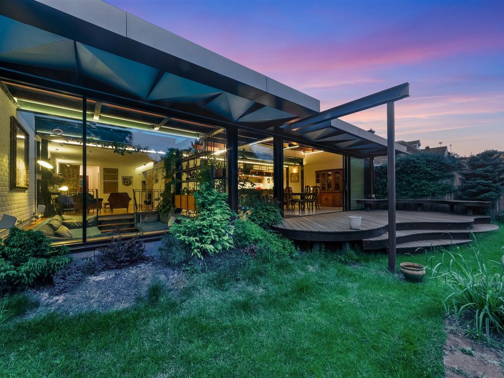 4 bed property for sale in Hood Road, Wimbledon SW20, £1,975,000 Zoopla