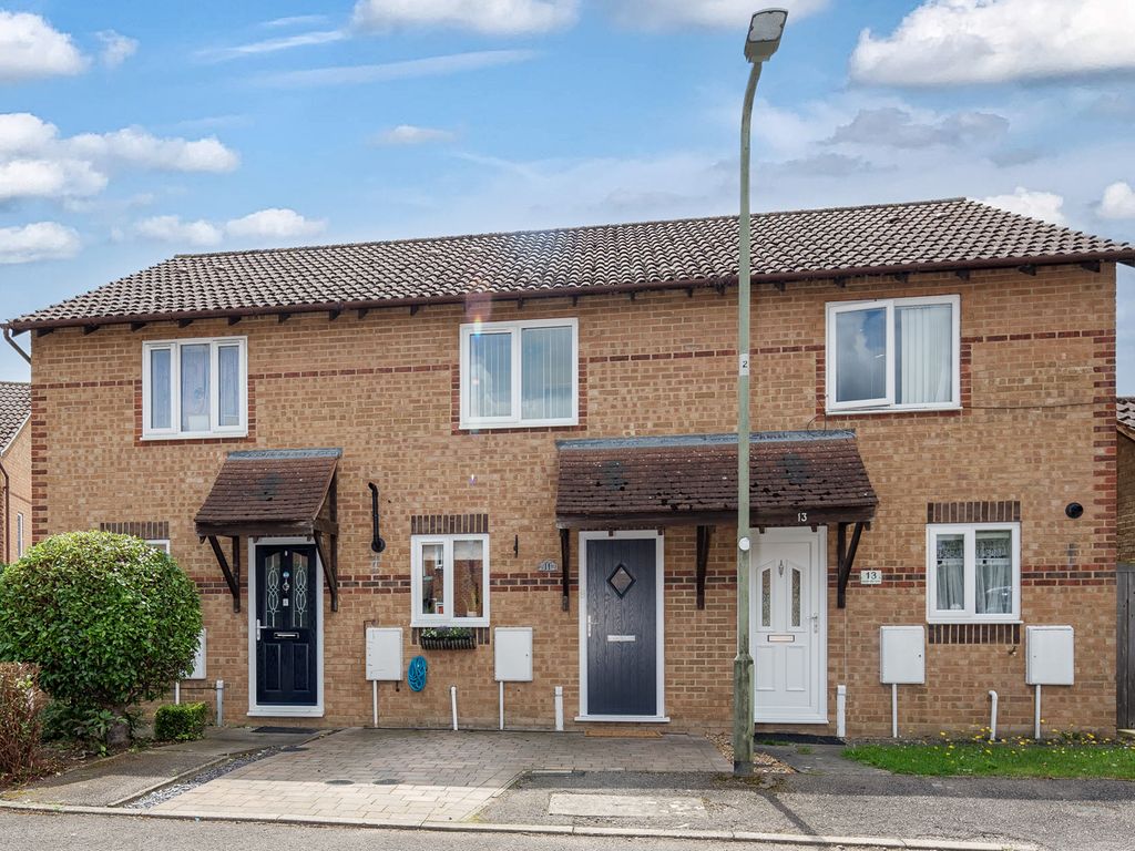 2 bed terraced house for sale in Honeysuckle Close, Bicester OX26 Zoopla
