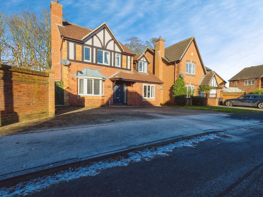 4 bed detached house for sale in Worcester Close, Bracebridge Heath, Lincoln LN4, £350,000 Zoopla