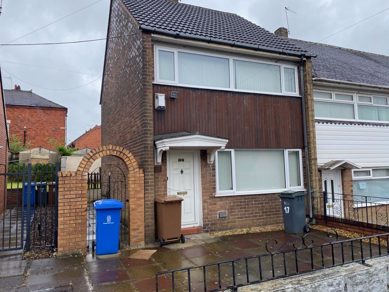 2 bed town house for sale in Dundas Street, Hanley, StokeOnTrent ST1