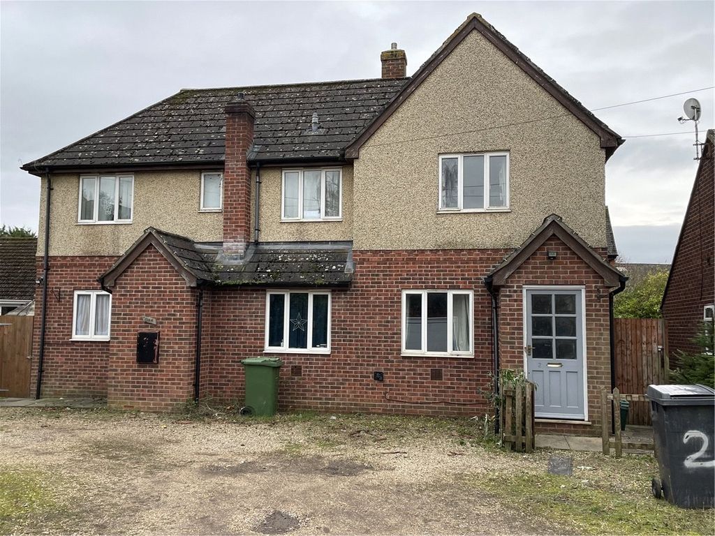 1 bed semidetached house for sale in St. Richards Road, Newbury