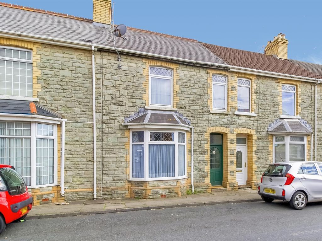 3 bed terraced house for sale in South Road, Porthcawl CF36, £220,000 Zoopla