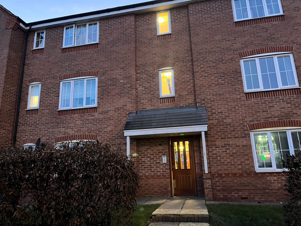 2 bed flat for sale in Walker Road, Walsall WS3, £65,000 Zoopla