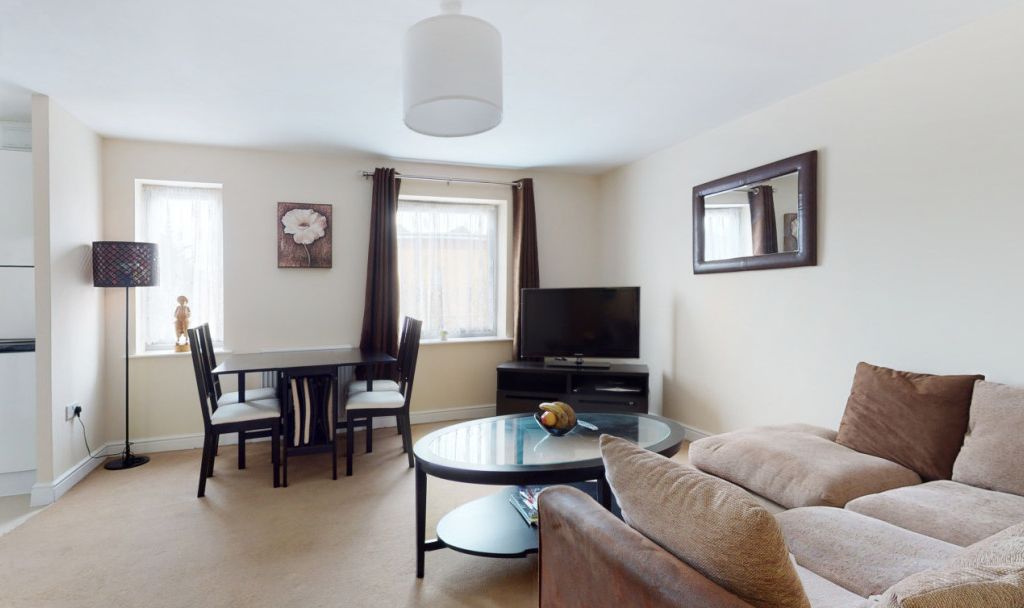 2 bed flat for sale in Millicent Grove, Enfield N13, £126,000 Zoopla