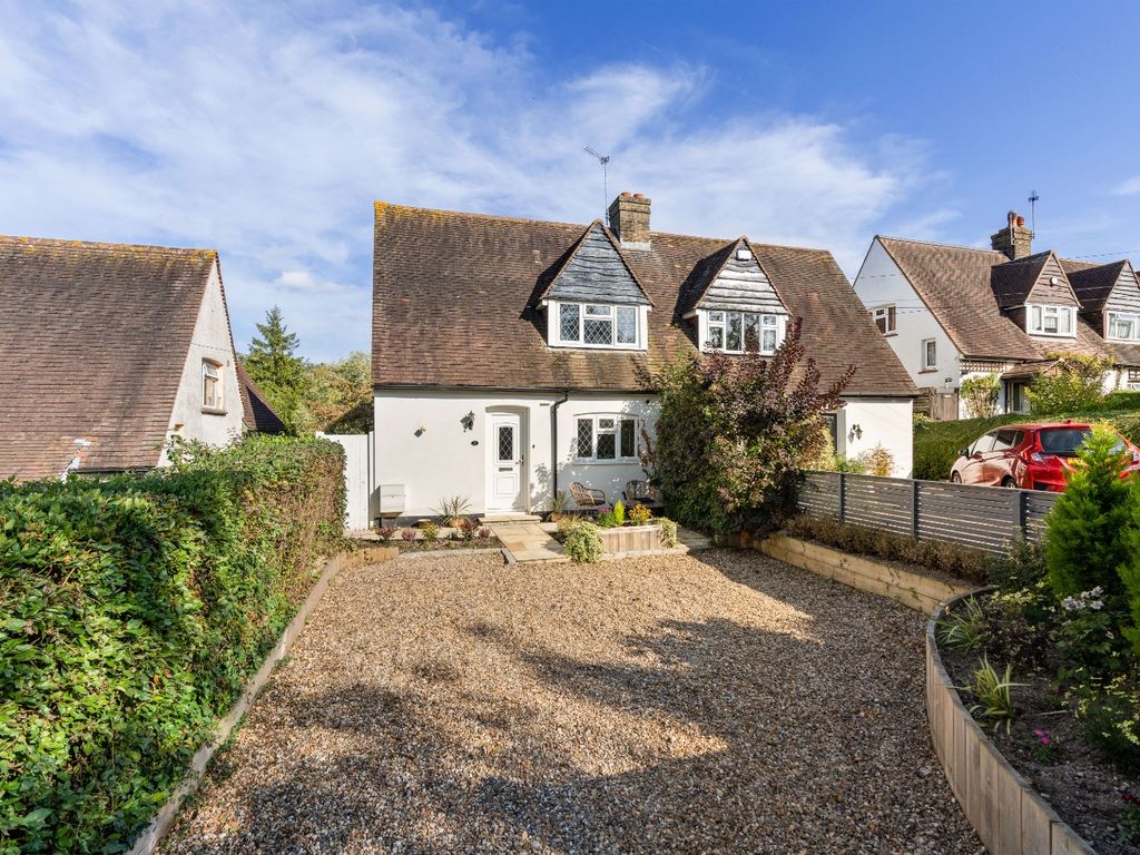 3 bed semidetached house for sale in Bower Lane, Eynsford, Dartford