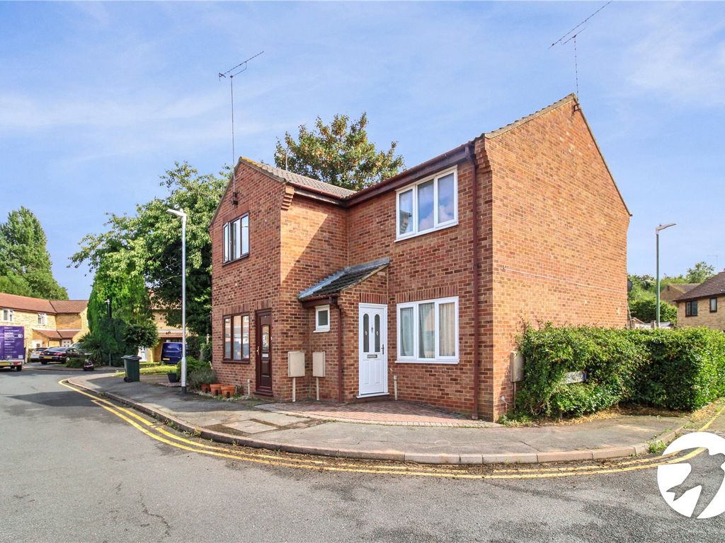 2 bed end terrace house to rent in Low Close, Greenhithe, Kent DA9, £