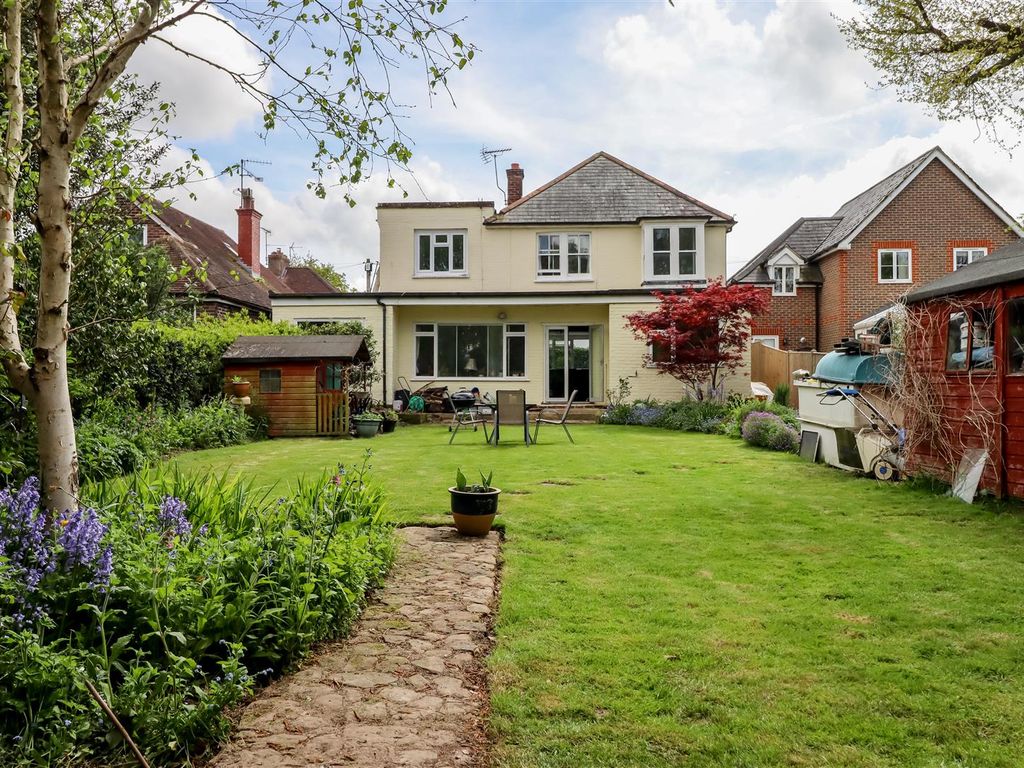 6 bed detached house for sale in Littlehaven Lane, Horsham RH12, £