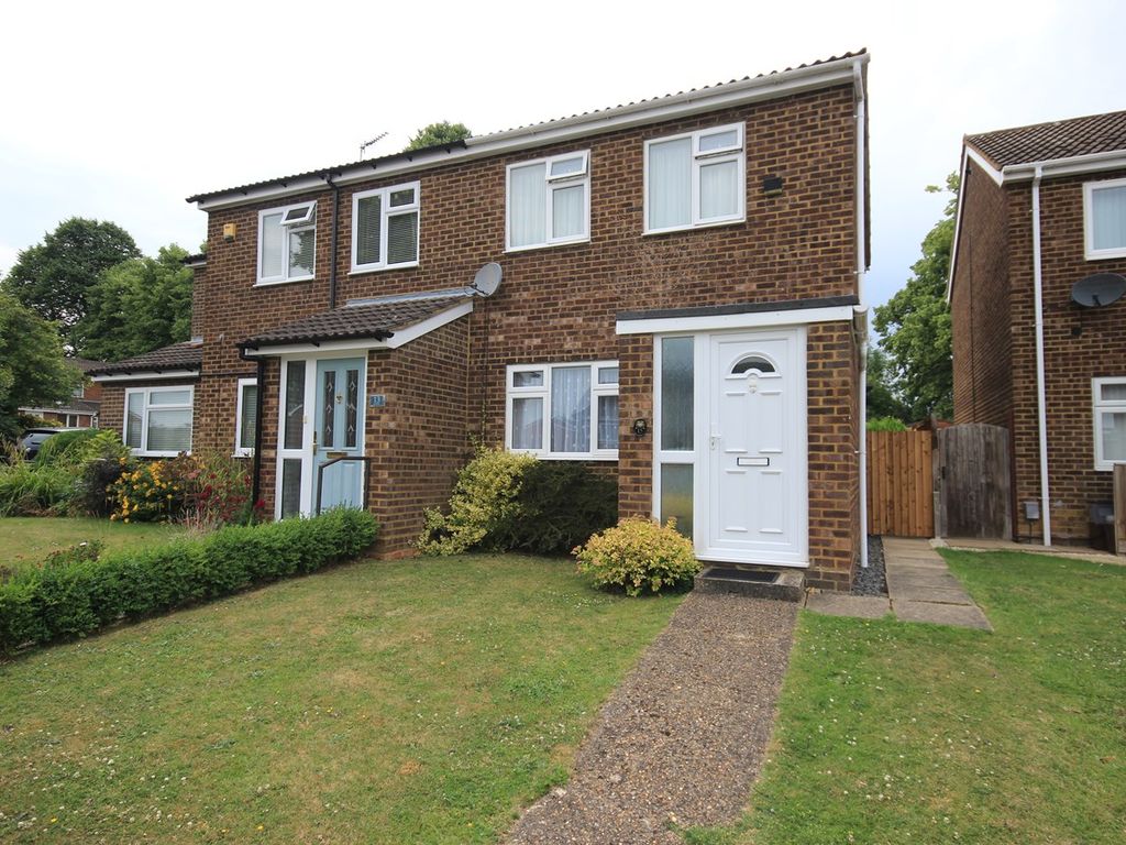 2 bed semidetached house to rent in Larkway, Flitwick MK45 Zoopla