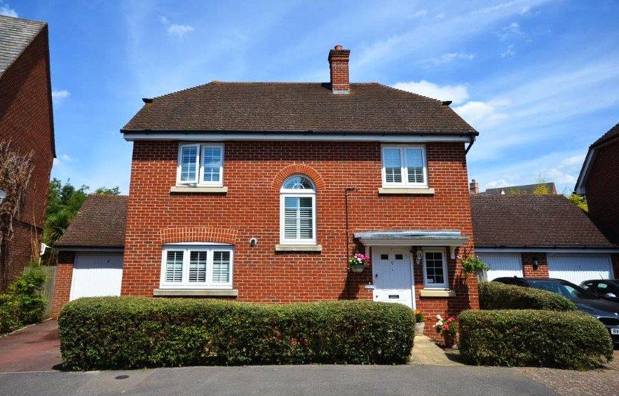 4 bed detached house for sale in Whitewater Road, Elvetham Heath