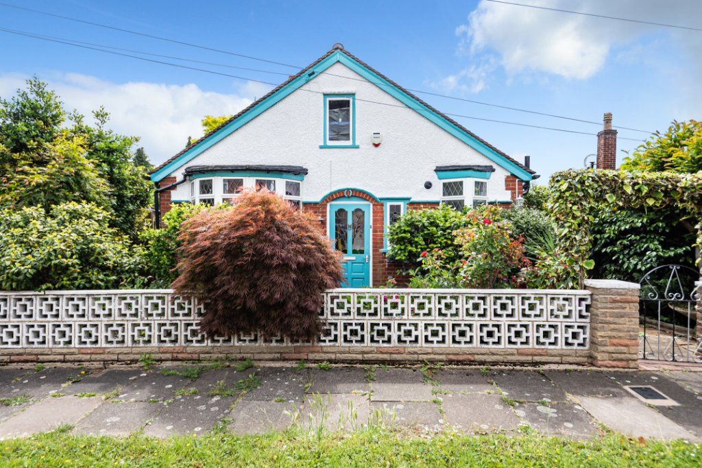 3 bed bungalow for sale in Manor Gardens, Ruislip, Middlesex HA4 Zoopla