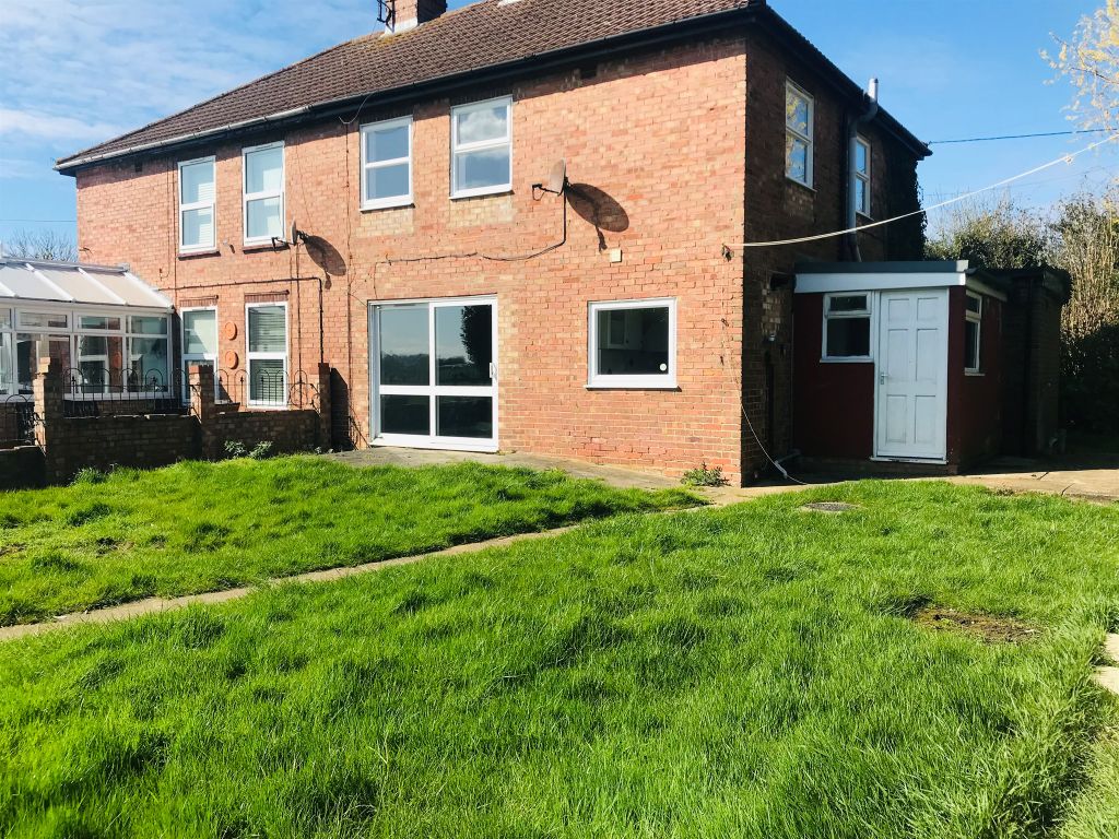 3 bed semidetached house for sale in Lutton Bank, Lutton, Spalding