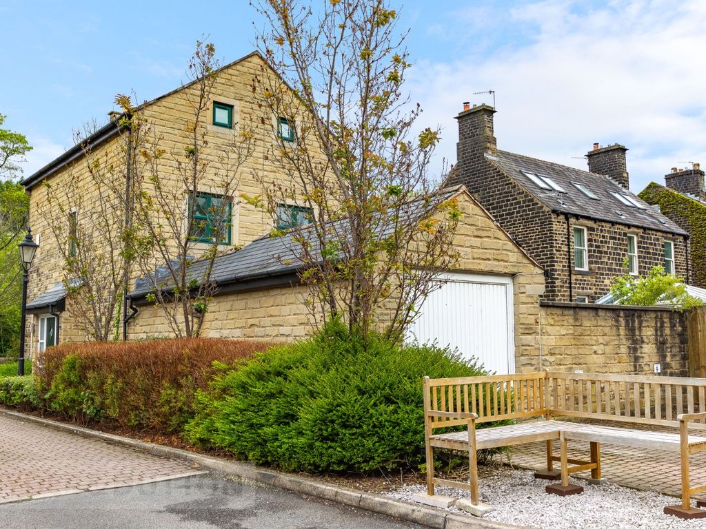4 bed detached house for sale in High Street, Uppermill, Saddleworth
