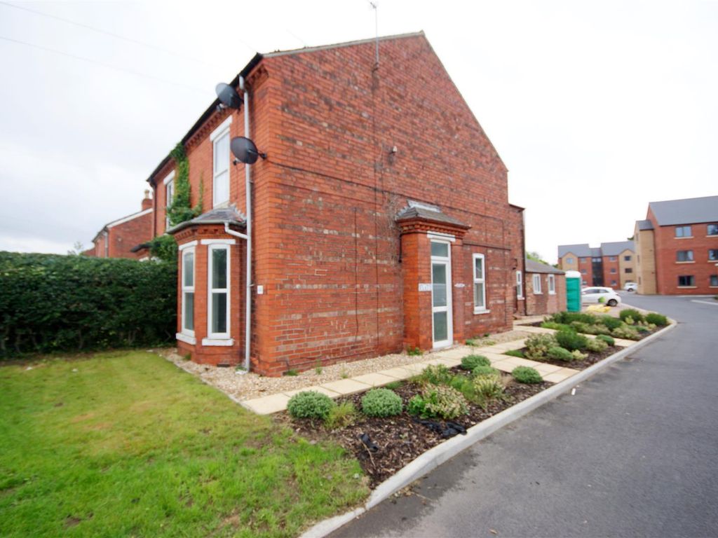 1 bed flat to rent in Station Road, North Hykeham, Lincoln LN6, £650