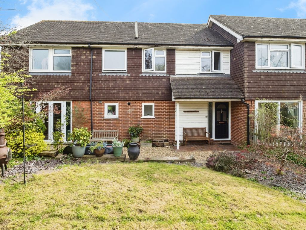 4 bed semidetached house for sale in Grosvenor Drive, Loughton, Essex