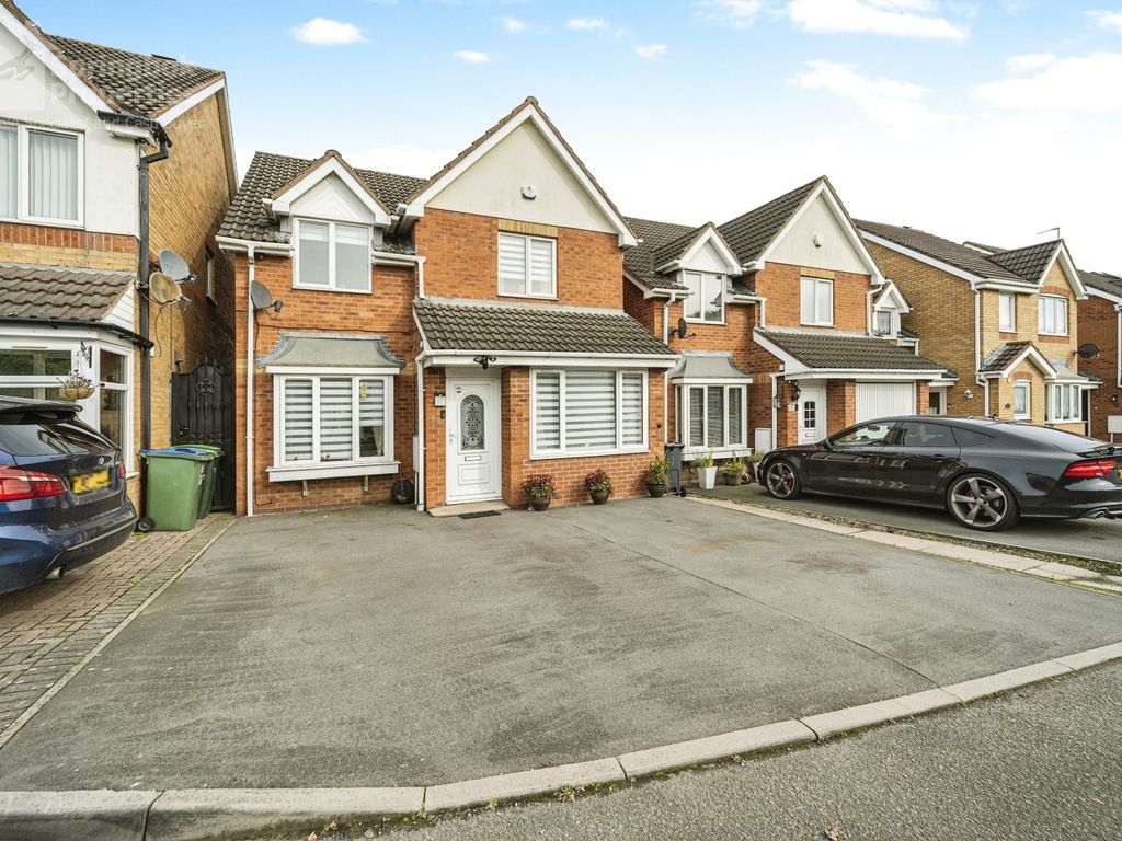 4 bed detached house for sale in Dudley Road East, Oldbury, West Midlands B69, £300,000 Zoopla