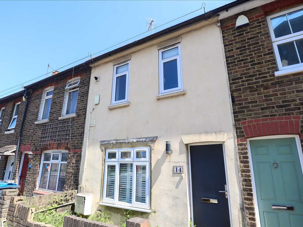 2 bed terraced house for sale in Lion Green Road, Coulsdon CR5, £350,000 Zoopla