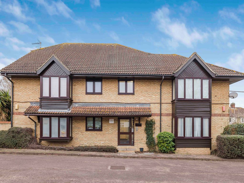 1 bed flat to rent in Crofton Park Road, London SE4, £1,350 pcm Zoopla