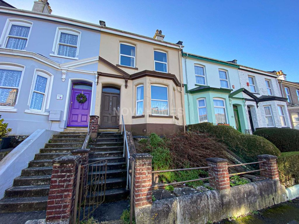 3 bed terraced house for sale in Alcester Street, Stoke PL2, £150,000
