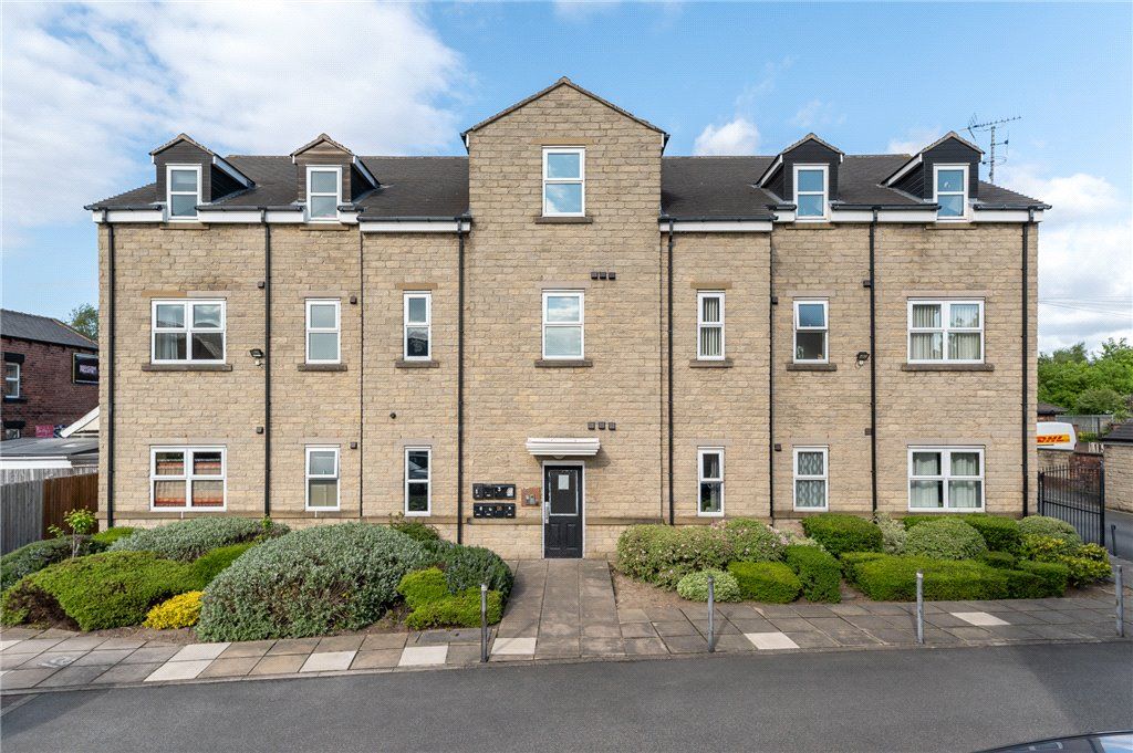 3 bed flat for sale in Bruntcliffe Road, Morley, Leeds, West Yorkshire LS27 Zoopla