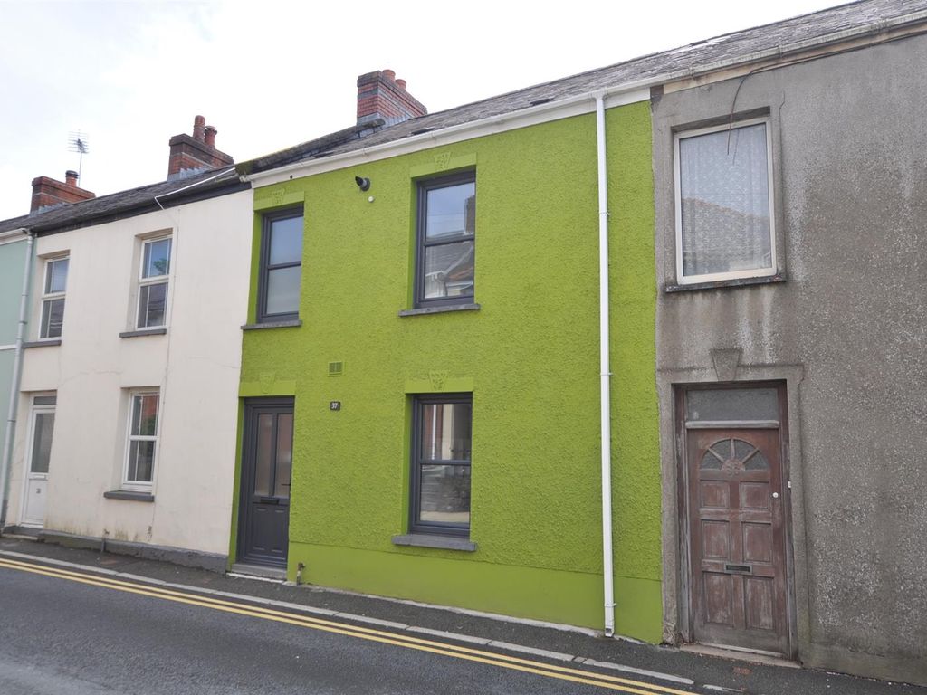 3 bed terraced house for sale in Richmond Terrace, Carmarthen SA31 Zoopla