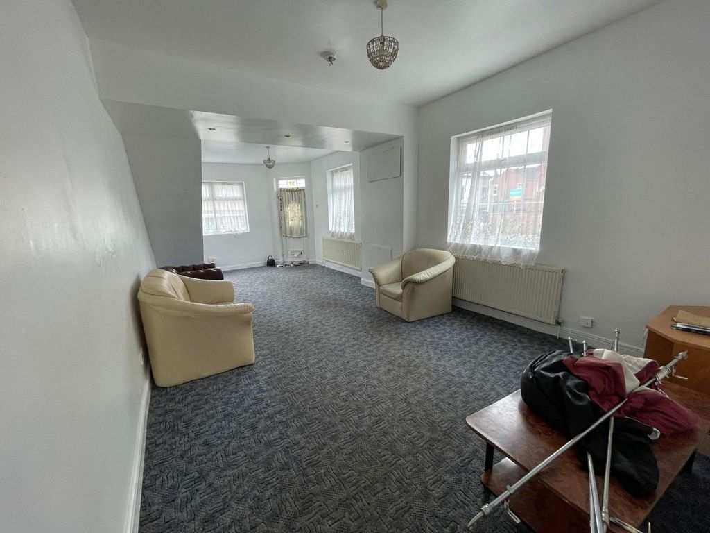 3 bed property to rent in Terry Road, Coventry CV1 Zoopla