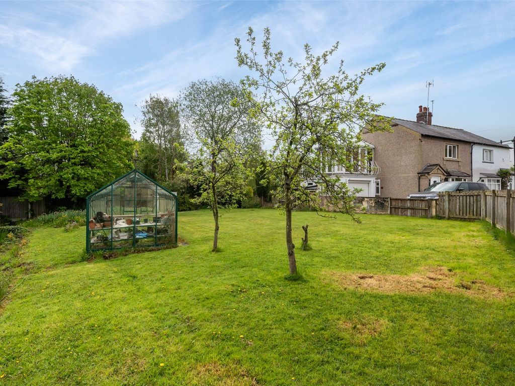 2 bed semidetached house for sale in Thorpe Drive, Guiseley, Leeds