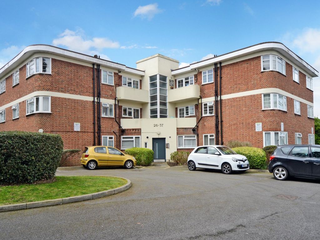 2 bed flat for sale in Benhill Wood Road, Sutton SM1, £280,000 Zoopla