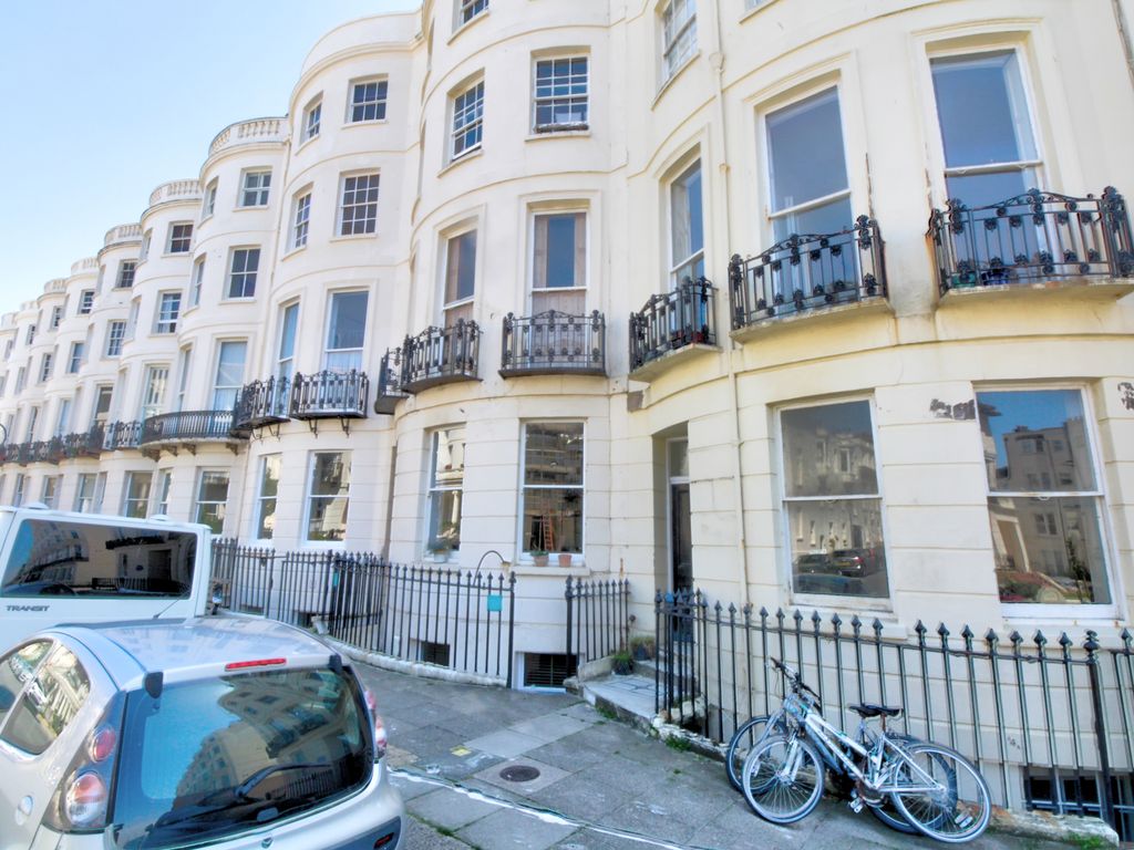 2 bed flat for sale in Lansdowne Place, Hove BN3 Zoopla