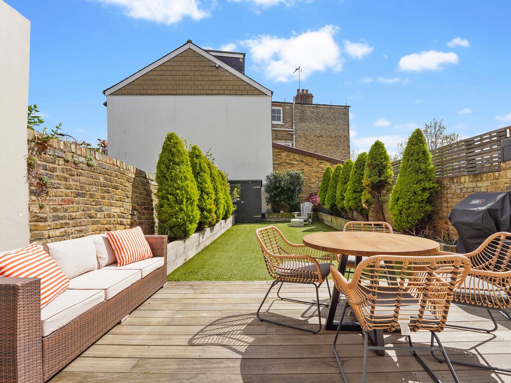 5 bed terraced house for sale in Avenue, Fulham SW6, London