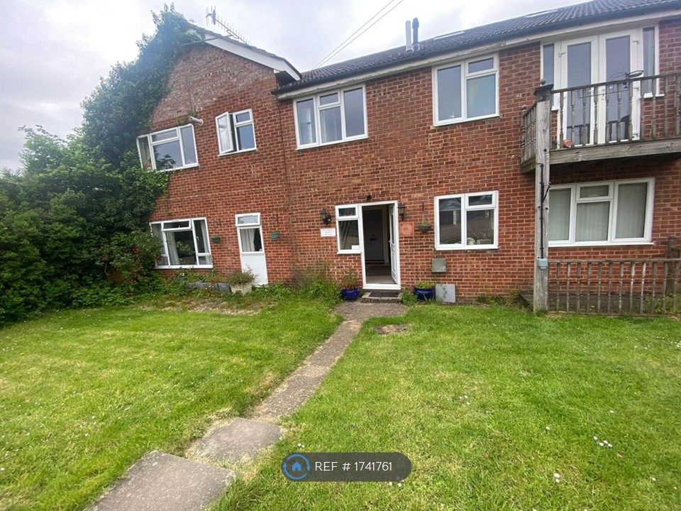 2 bed flat to rent in Arethusa Way, Bisley, Woking GU24 Zoopla