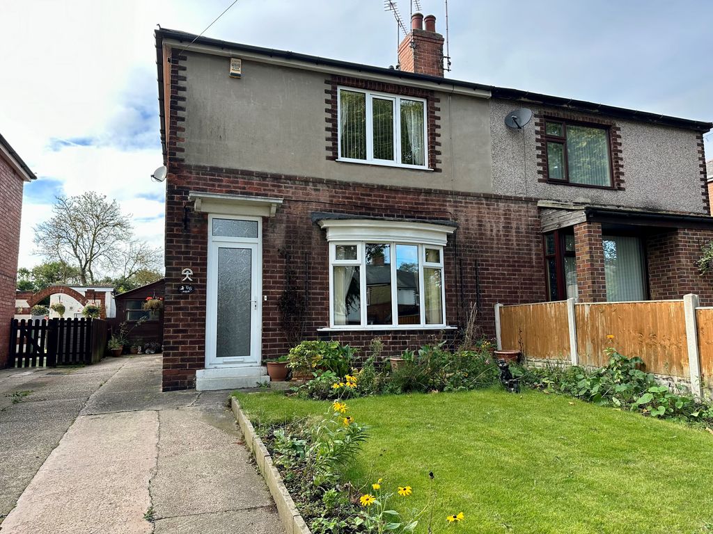 3 bed semidetached house for sale in Kilton Hill, Worksop S81, £