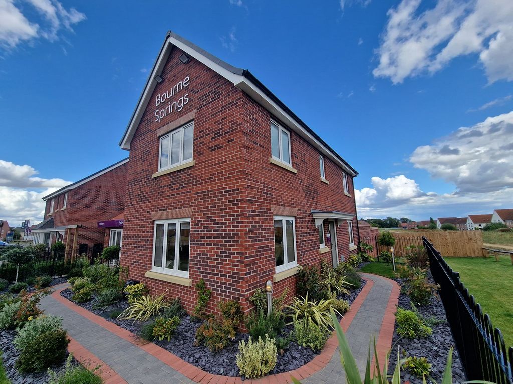 New home, 3 bed detached house for sale in Bourne Springs, Bourne PE10