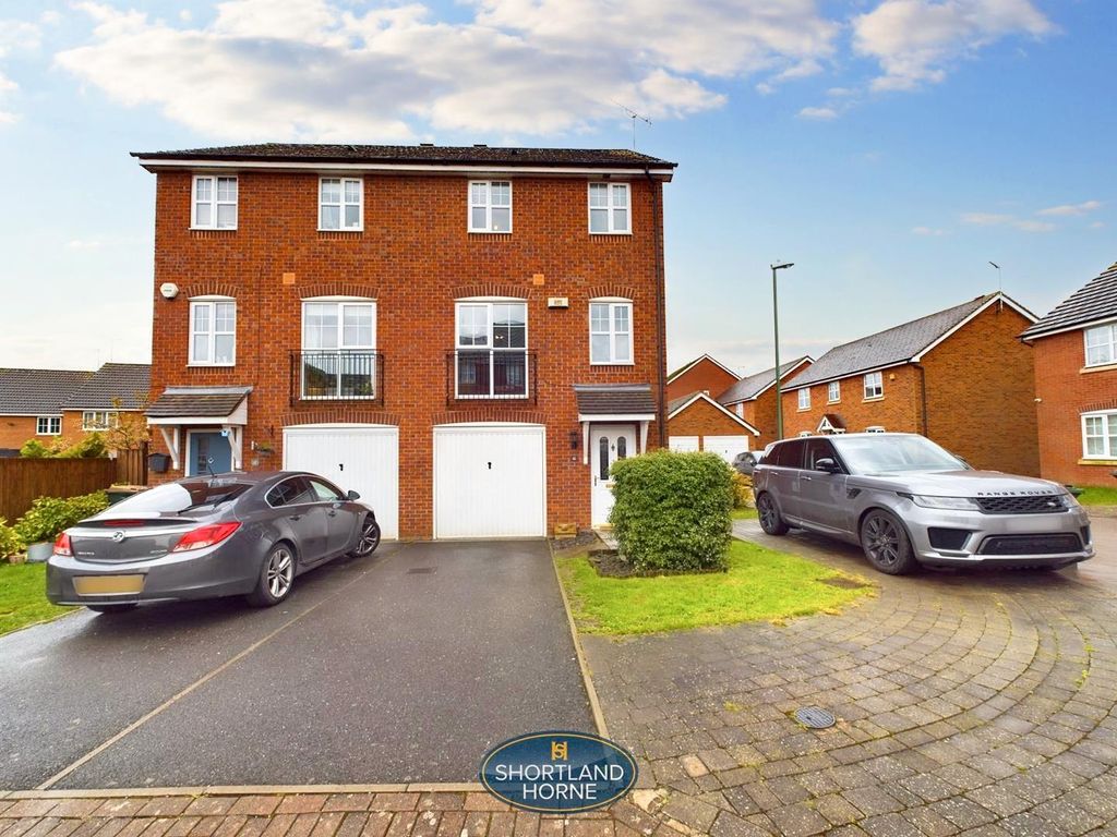 3 bed town house to rent in Stradey Close, Binley, Coventry CV3, £1,350