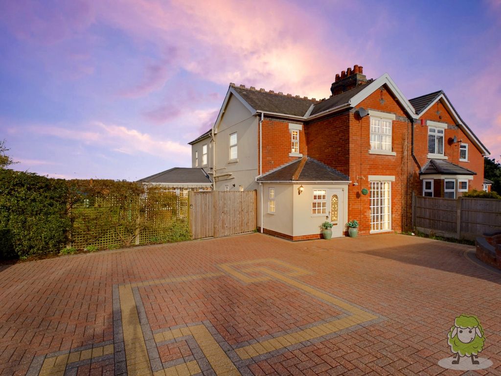 3 bed semidetached house for sale in Norbury Drive, Mansfield NG18, £