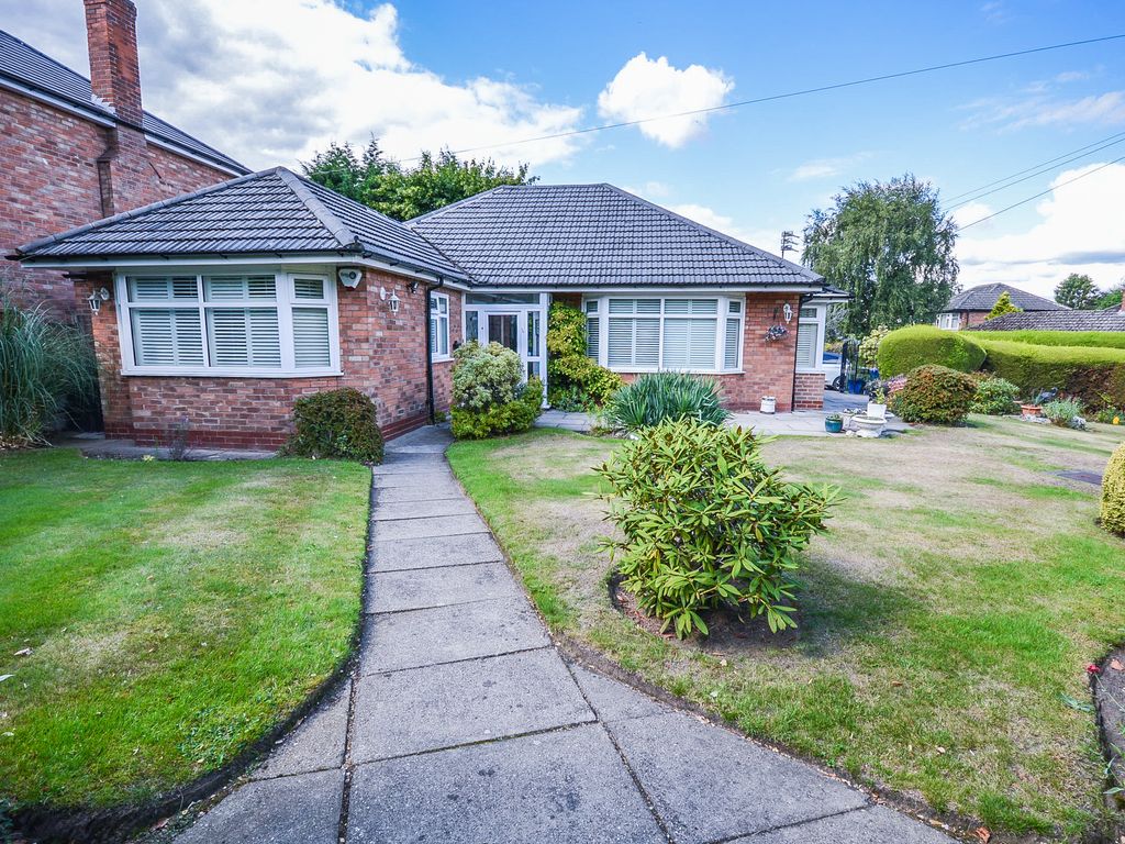 3 bed detached bungalow for sale in Delahays Road, Hale, Altrincham