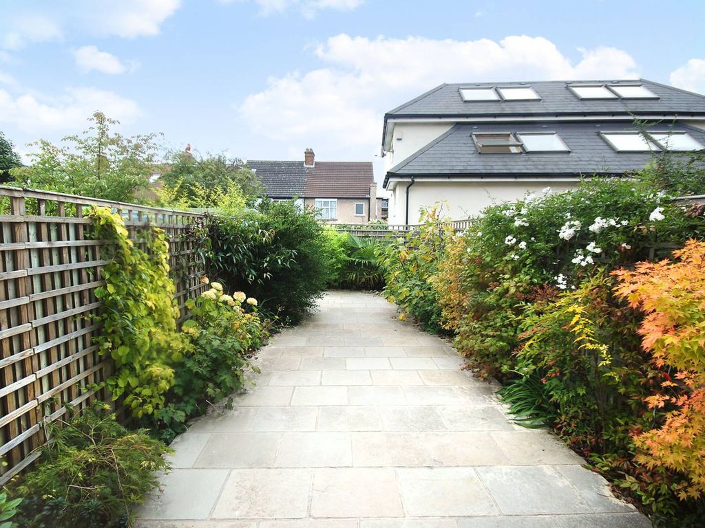 3 bed property to rent in Courthope Villas, Wimbledon, London SW19 Zoopla