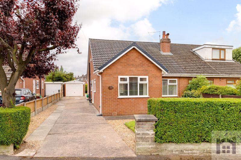3 bed semidetached bungalow for sale in Chestnut Avenue, Euxton PR7